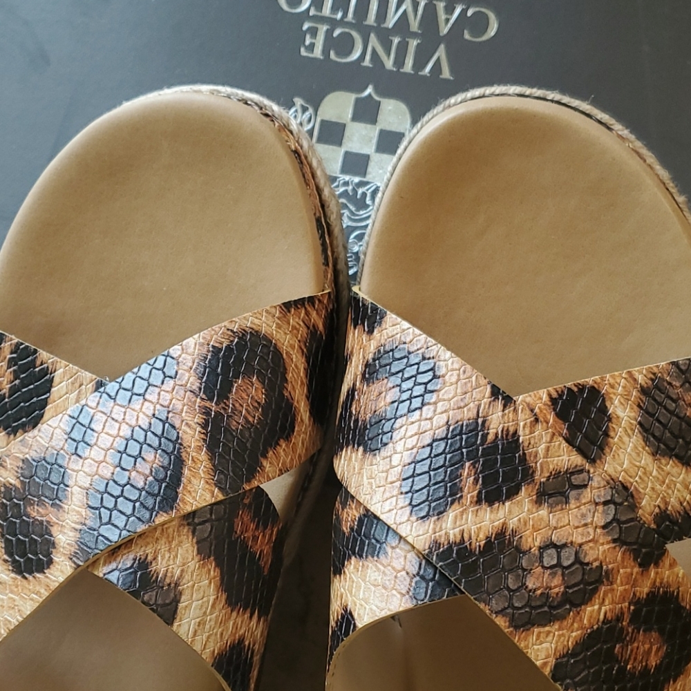 Leopard Print Slides - Picture 4 of 6